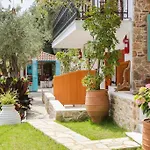 Apartment Studios Eleni Platanias (Skiathos)