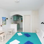 Apartment Studios Eleni