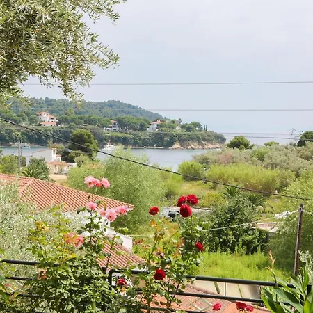 Studios Eleni * Platanias (Skiathos)