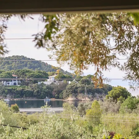 Studios Eleni * Platanias (Skiathos)