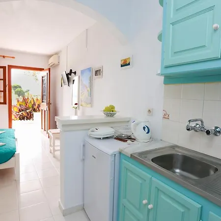 Studios Eleni Platanias (Skiathos)