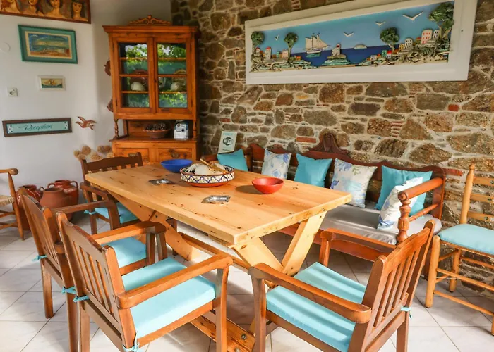 Eleni Platanias (Skiathos)